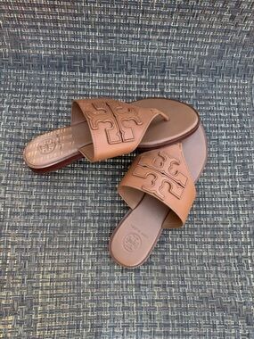 Tory Burch Tan Leather Logo Thong Slide Sandals